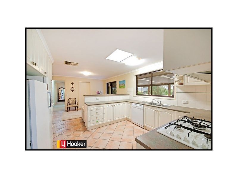 14 Moor Place, Evatt ACT 2617