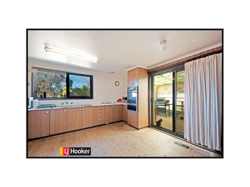 8 & 8a Cumpston Place, Macgregor ACT 2615