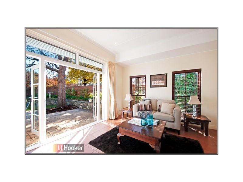 35 Doonkuna Street, Braddon ACT 2612