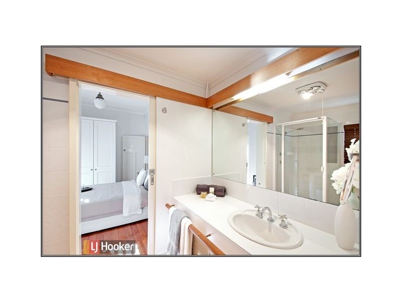 35 Doonkuna Street, Braddon ACT 2612