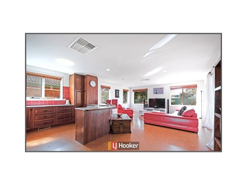 5 Raine Place, Downer ACT 2602