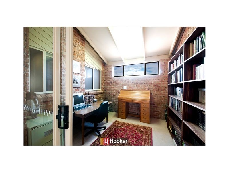 7 Medworth Crescent, Lyneham ACT 2602