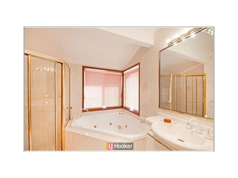 7 Medworth Crescent, Lyneham ACT 2602