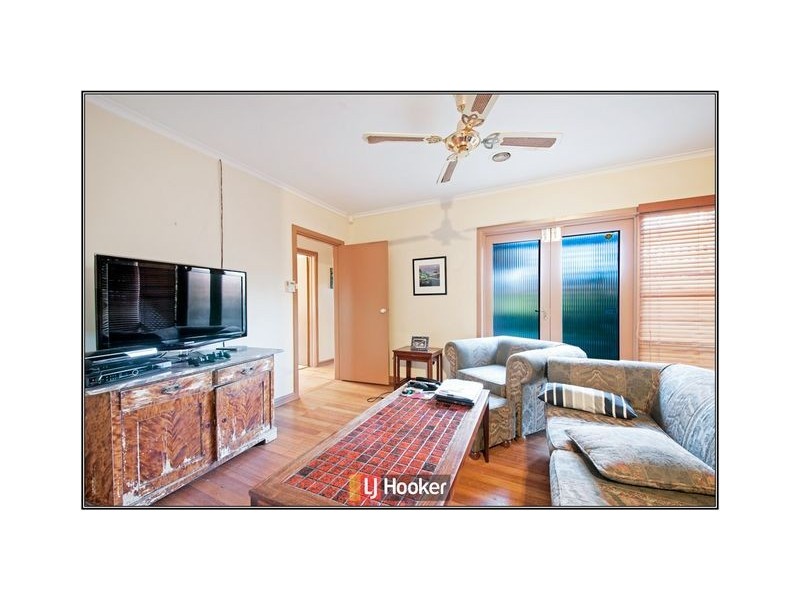 77 Cowper Street, Dickson ACT 2602