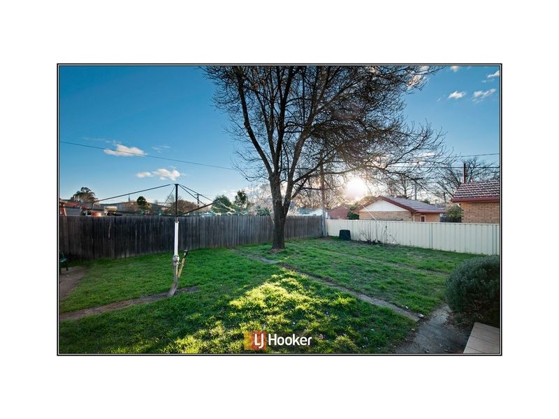 77 Cowper Street, Dickson ACT 2602
