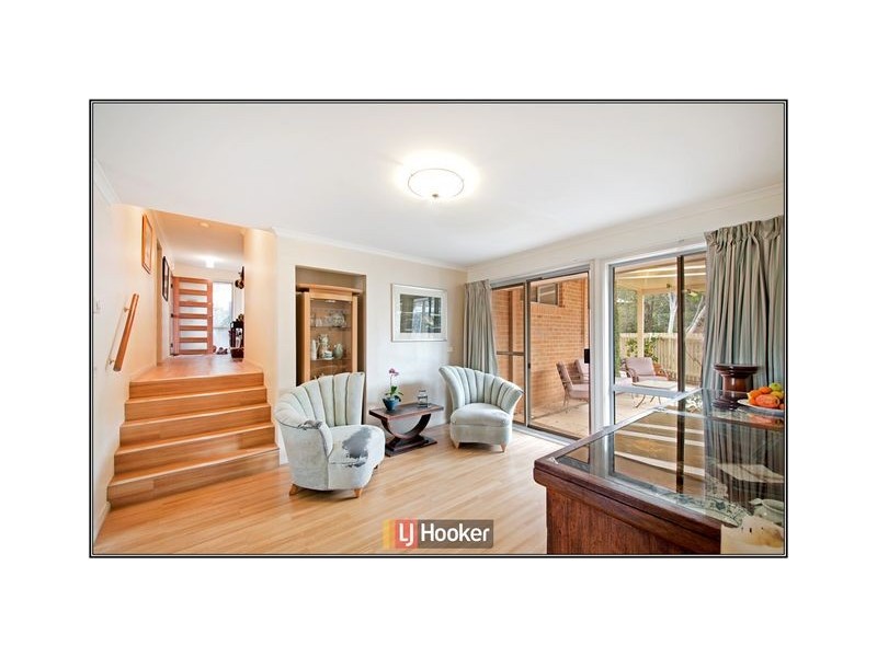 11 Hilton Close, Fadden ACT 2904