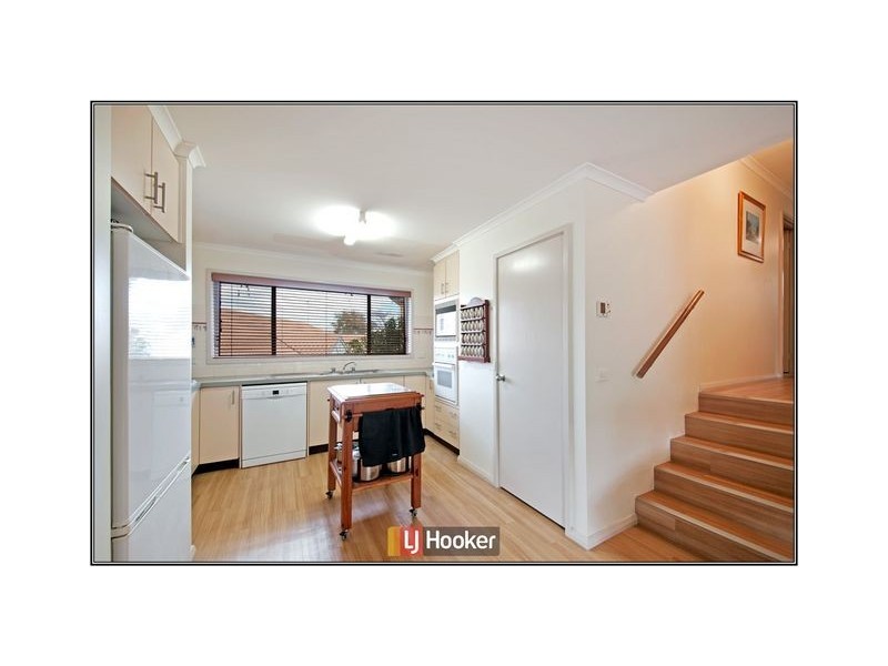 11 Hilton Close, Fadden ACT 2904