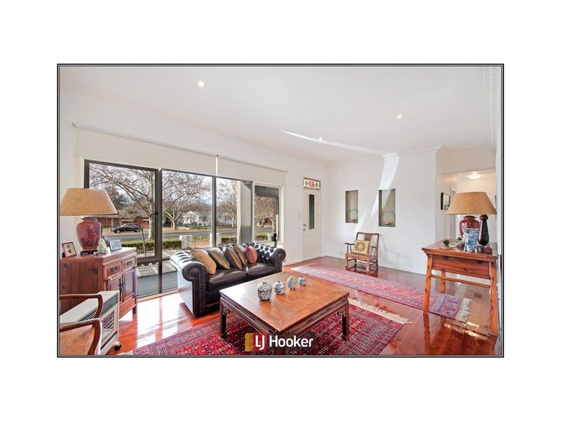 89 Cowper Street, Dickson ACT 2602