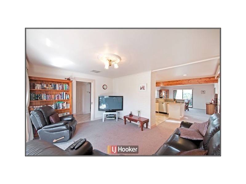 6 Raine Place, Downer ACT 2602