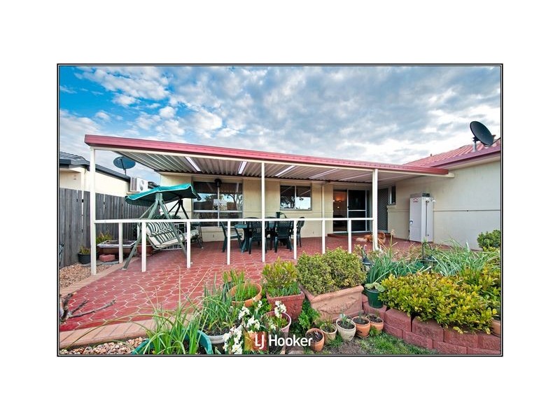 2/15 Rainbow Place, Latham ACT 2615