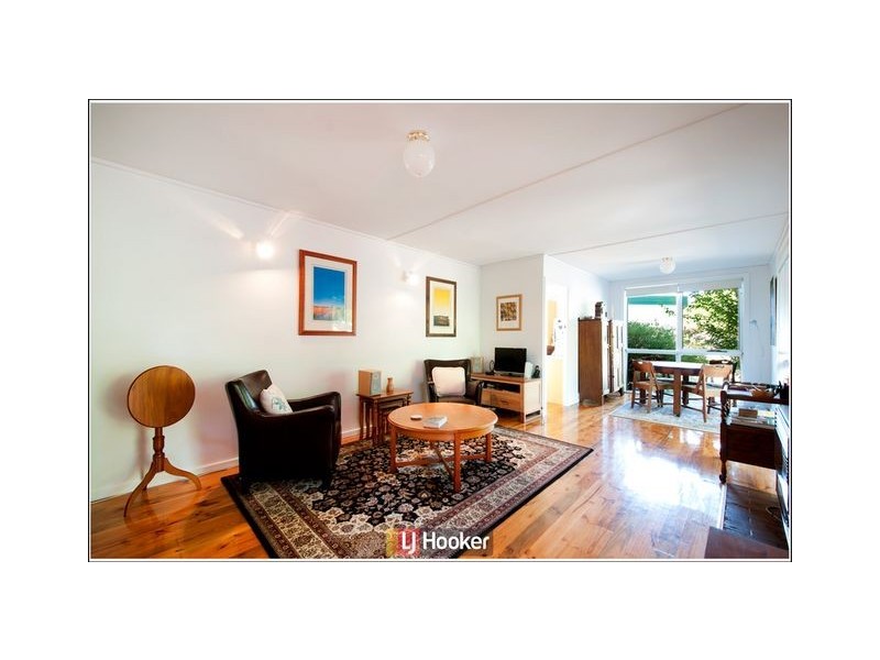 6 Bates Street, Dickson ACT 2602