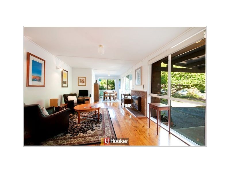 6 Bates Street, Dickson ACT 2602