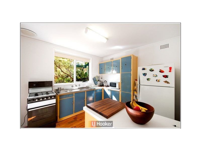 6 Bates Street, Dickson ACT 2602