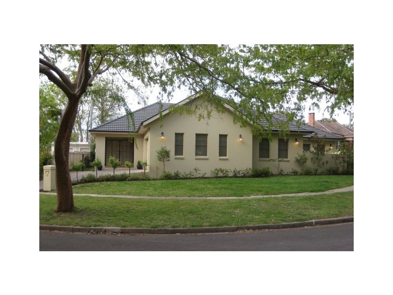 11 Baker Gardens, Ainslie ACT 2602