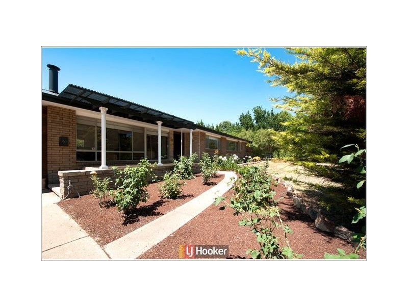 49 Stretton Crescent, Latham ACT 2615