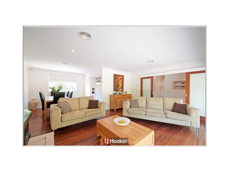 49 Stretton Crescent, Latham ACT 2615