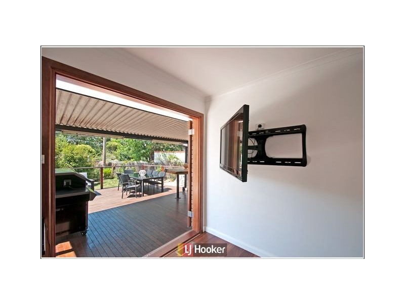 49 Stretton Crescent, Latham ACT 2615