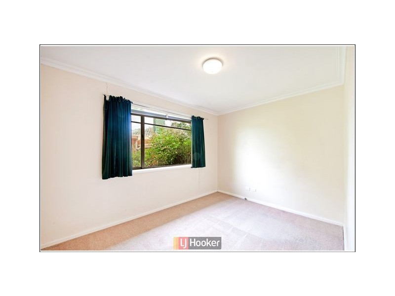 35 Madigan Street, Hackett ACT 2602