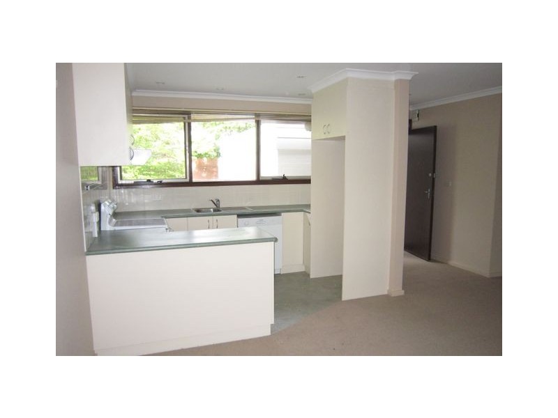 76 Grayson Street, Hackett ACT 2602