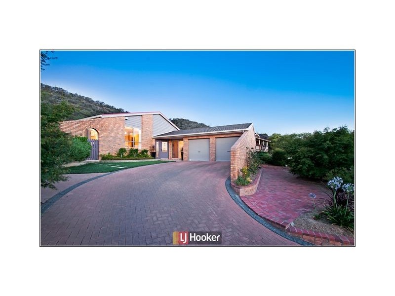 15 Russell Drysdale Crescent, Conder ACT 2906