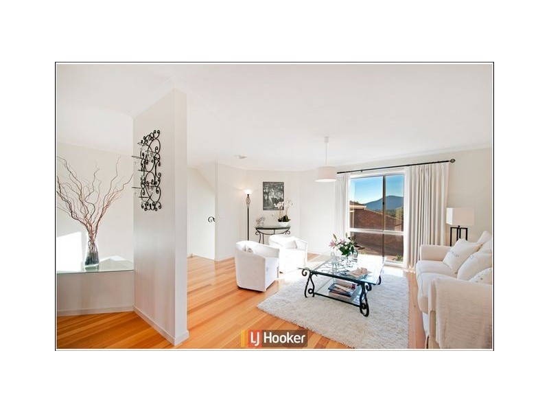 15 Russell Drysdale Crescent, Conder ACT 2906