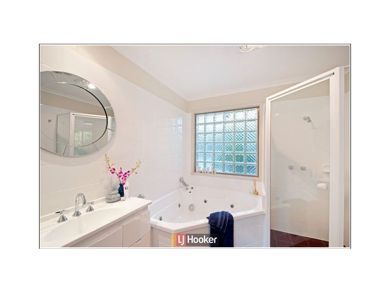 15 Russell Drysdale Crescent, Conder ACT 2906