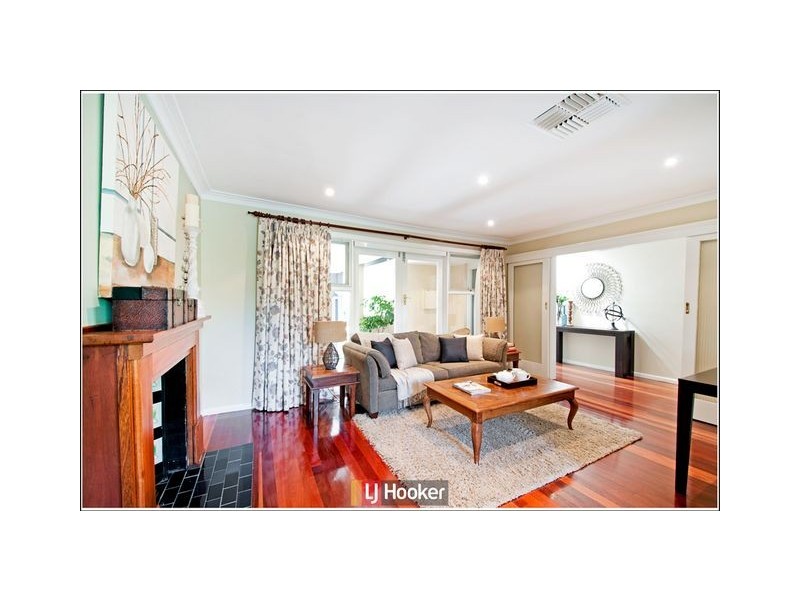 12 Barney Street, Downer ACT 2602