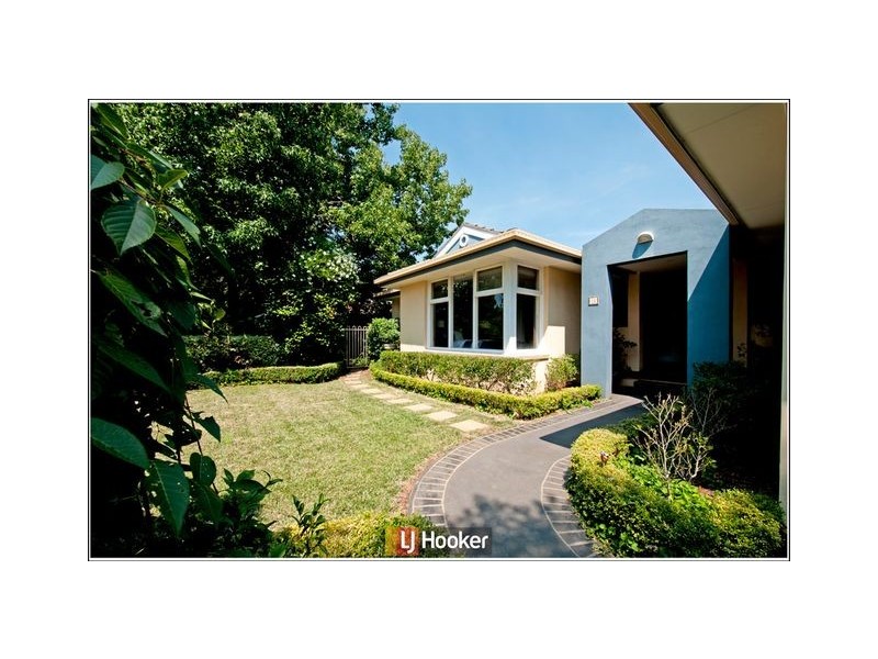 12 Barney Street, Downer ACT 2602