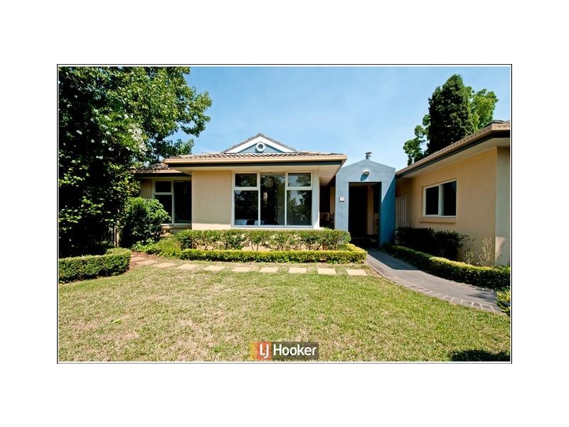 12 Barney Street, Downer ACT 2602