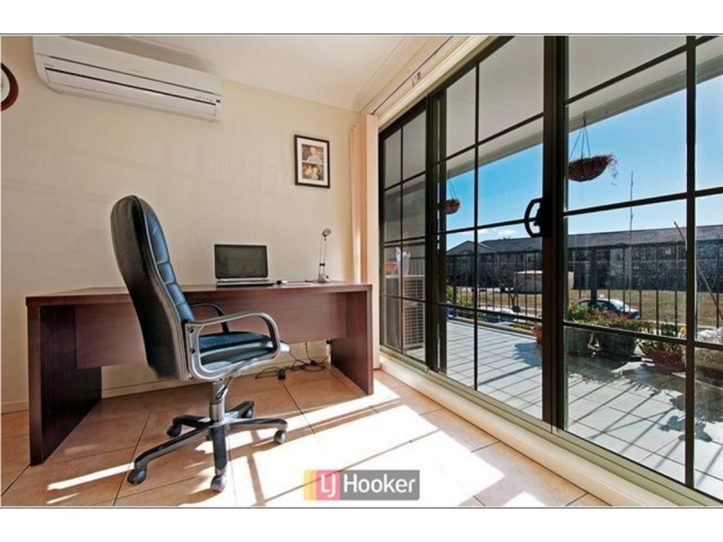 27/21 Aspinall Street, Watson ACT 2602