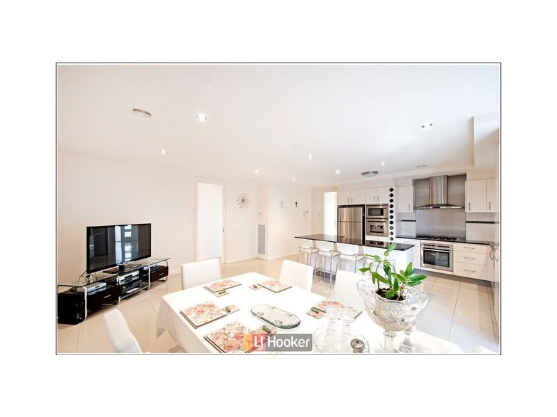 7 Flos Greig Street, Watson ACT 2602