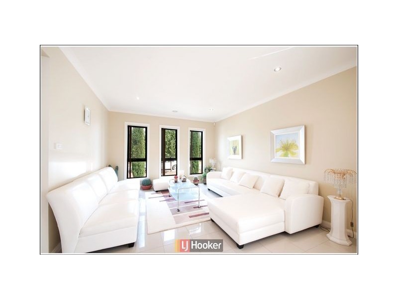 7 Flos Greig Street, Watson ACT 2602