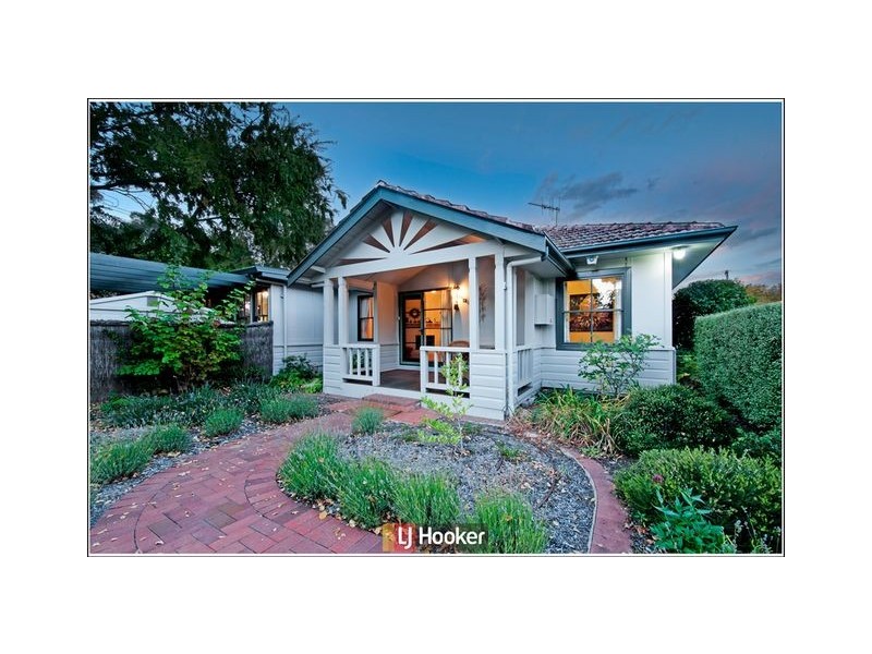 12 Hargraves Crescent, Ainslie ACT 2602