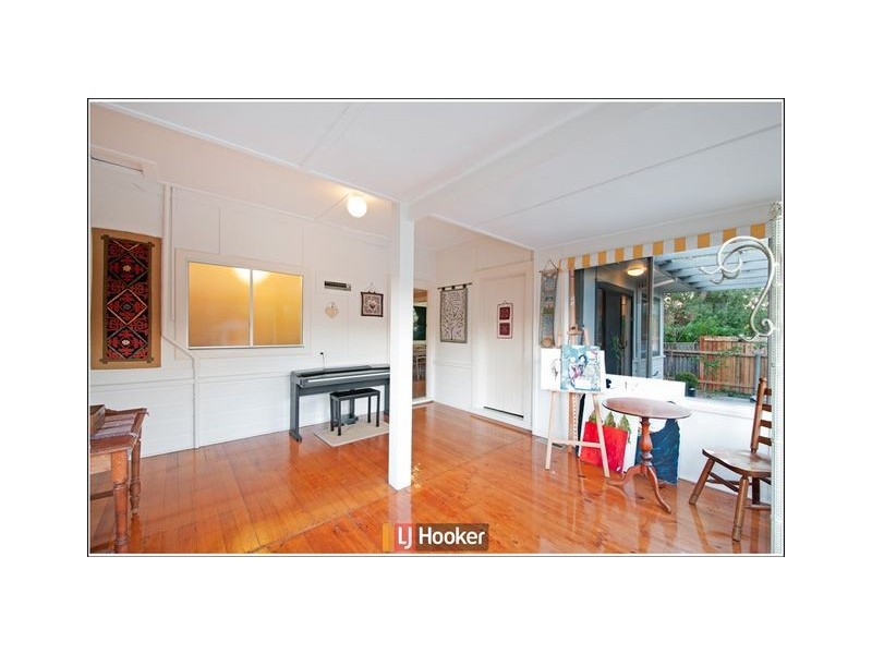 12 Hargraves Crescent, Ainslie ACT 2602