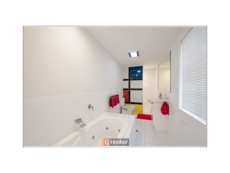 13 Slavin Place, Gordon ACT 2906