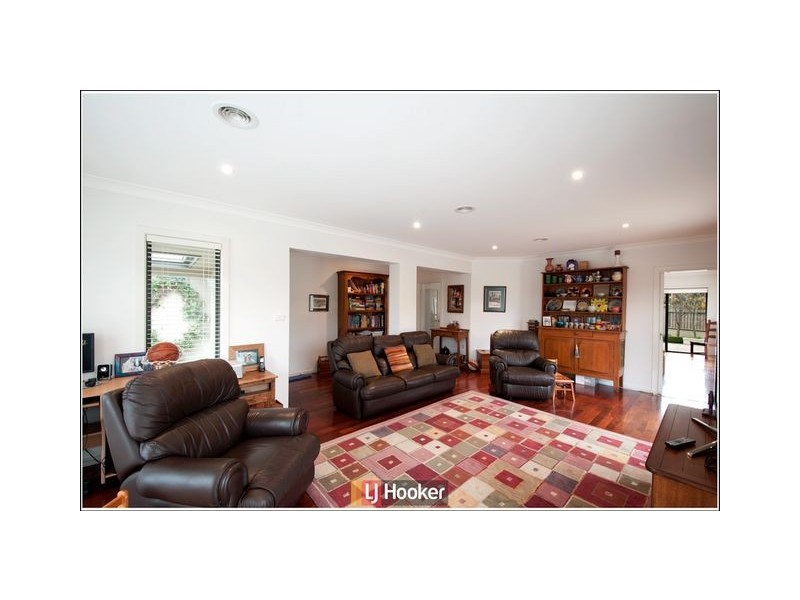 33 Kitty McEwan Circuit, Mckellar ACT 2617