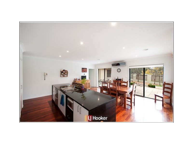 33 Kitty McEwan Circuit, Mckellar ACT 2617