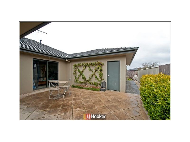 33 Kitty McEwan Circuit, Mckellar ACT 2617