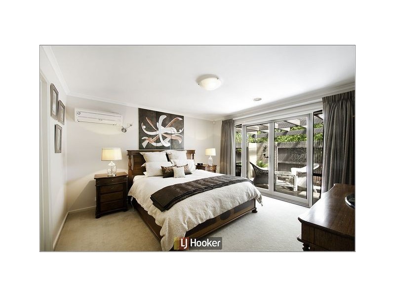 10 Garling Street, Lyneham ACT 2602