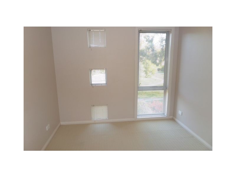 9/7 Collicott Circuit, Macquarie ACT 2614