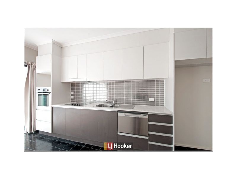 8/48 Henty Street, Braddon ACT 2612