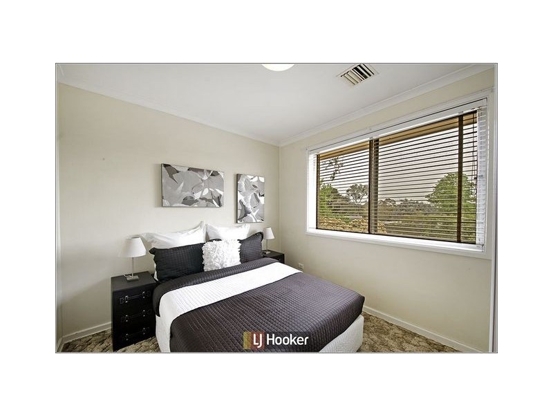 26 Mathieson Crescent, Weetangera ACT 2614