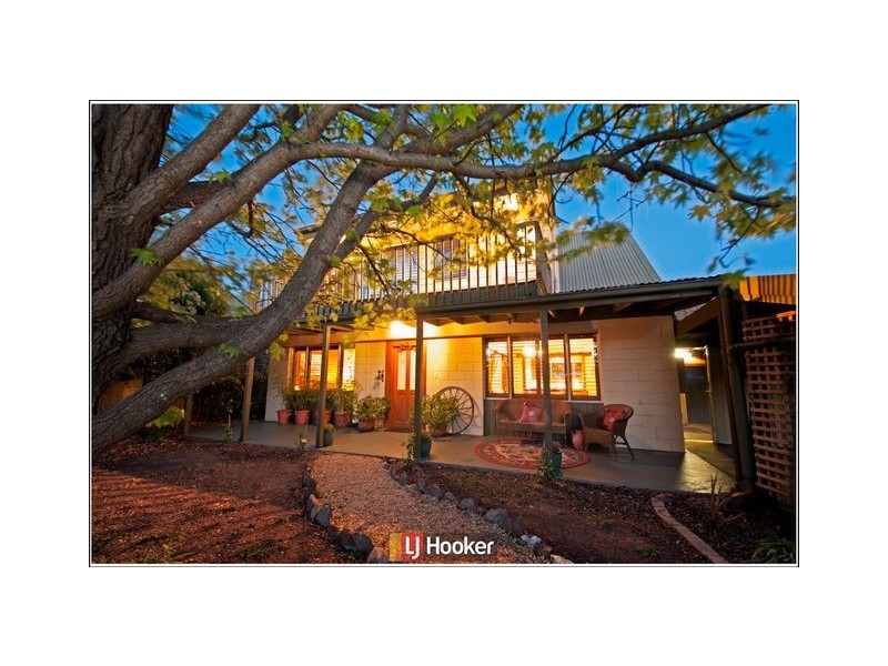 69 Bywong Street, Sutton NSW 2620