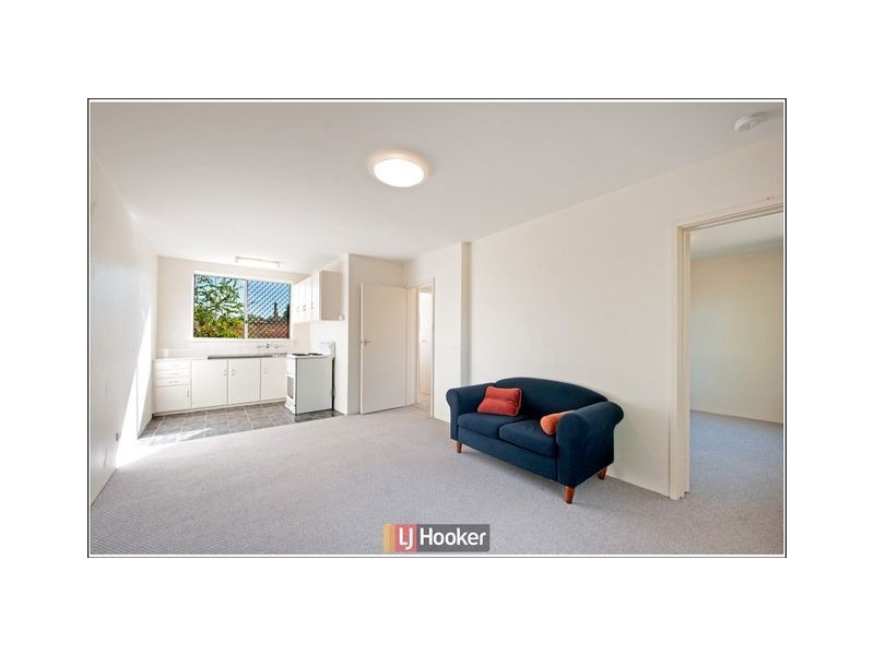 28/2-4 Clianthus Street, O’connor ACT 2602