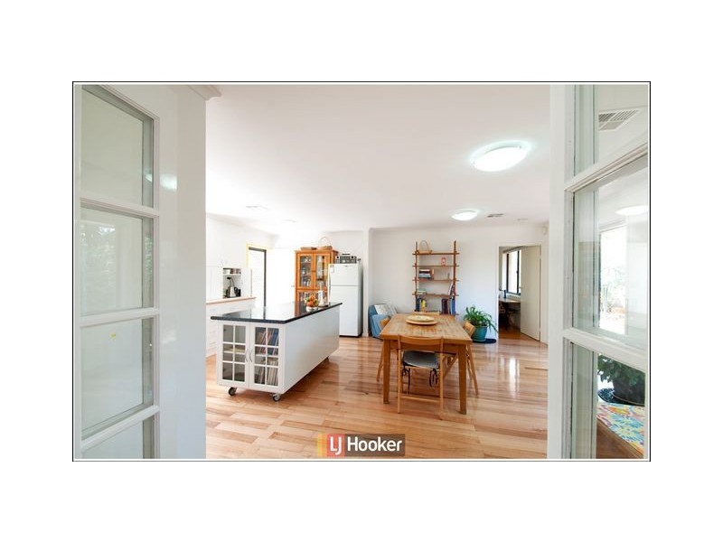 9 Padbury Street, Downer ACT 2602