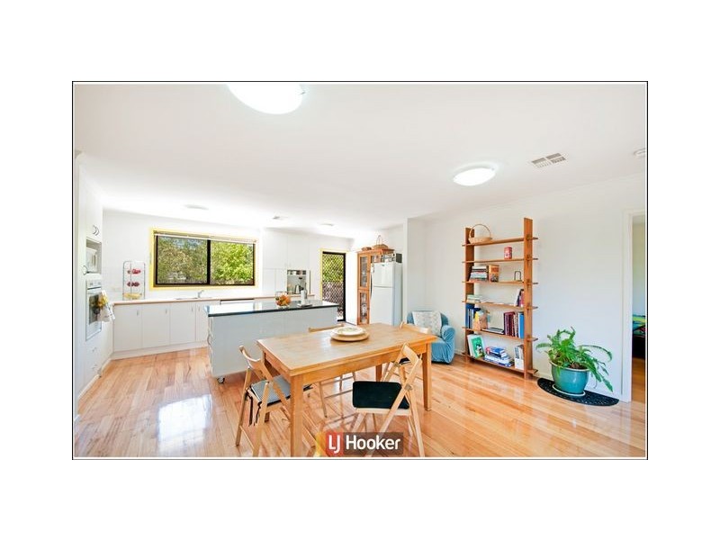 9 Padbury Street, Downer ACT 2602