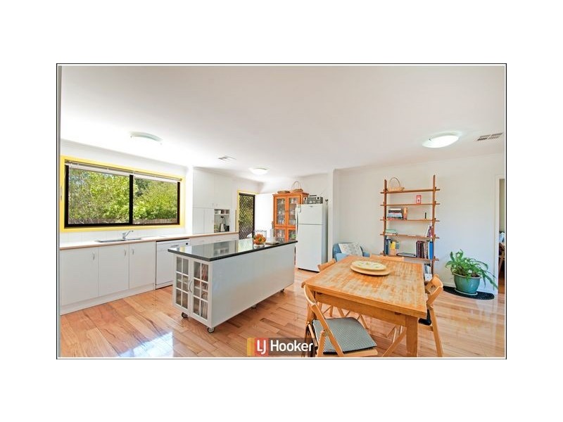 9 Padbury Street, Downer ACT 2602