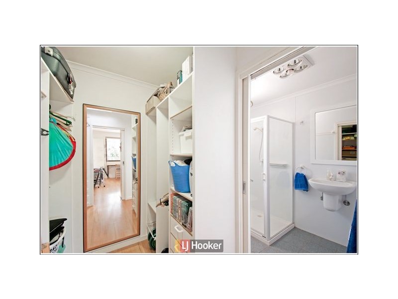 9 Padbury Street, Downer ACT 2602