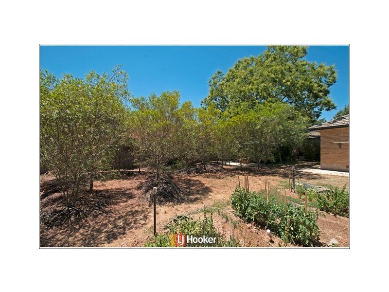 9 Padbury Street, Downer ACT 2602