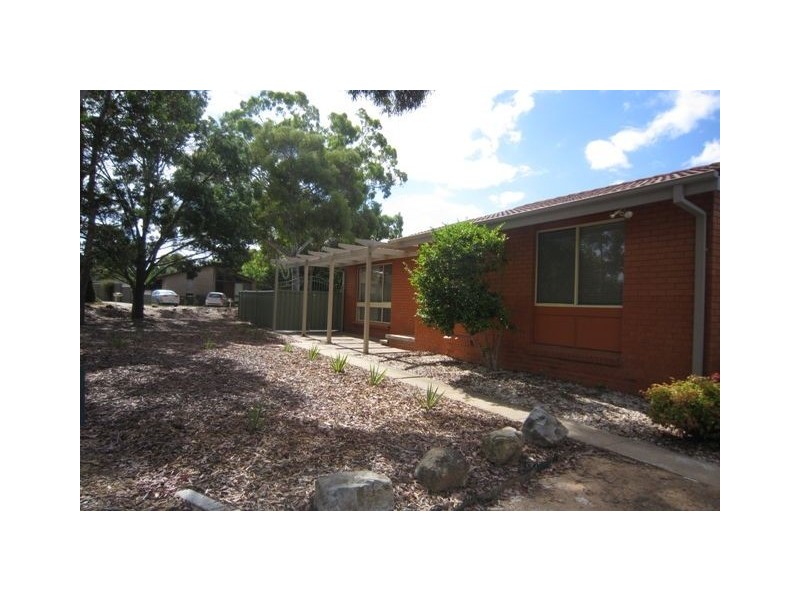 2/16 Skardon Street, Kaleen ACT 2617